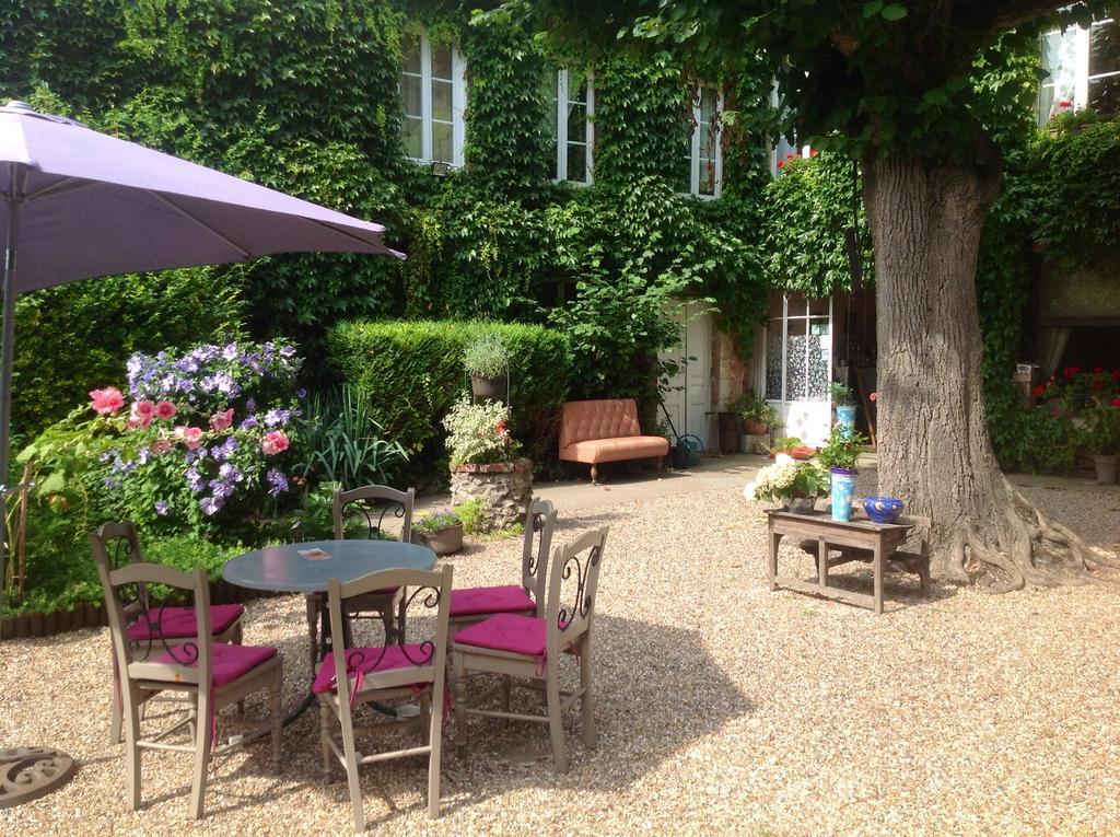 Chambres D'Hôtes La Villa Aliénor Les Andelys Exterior foto